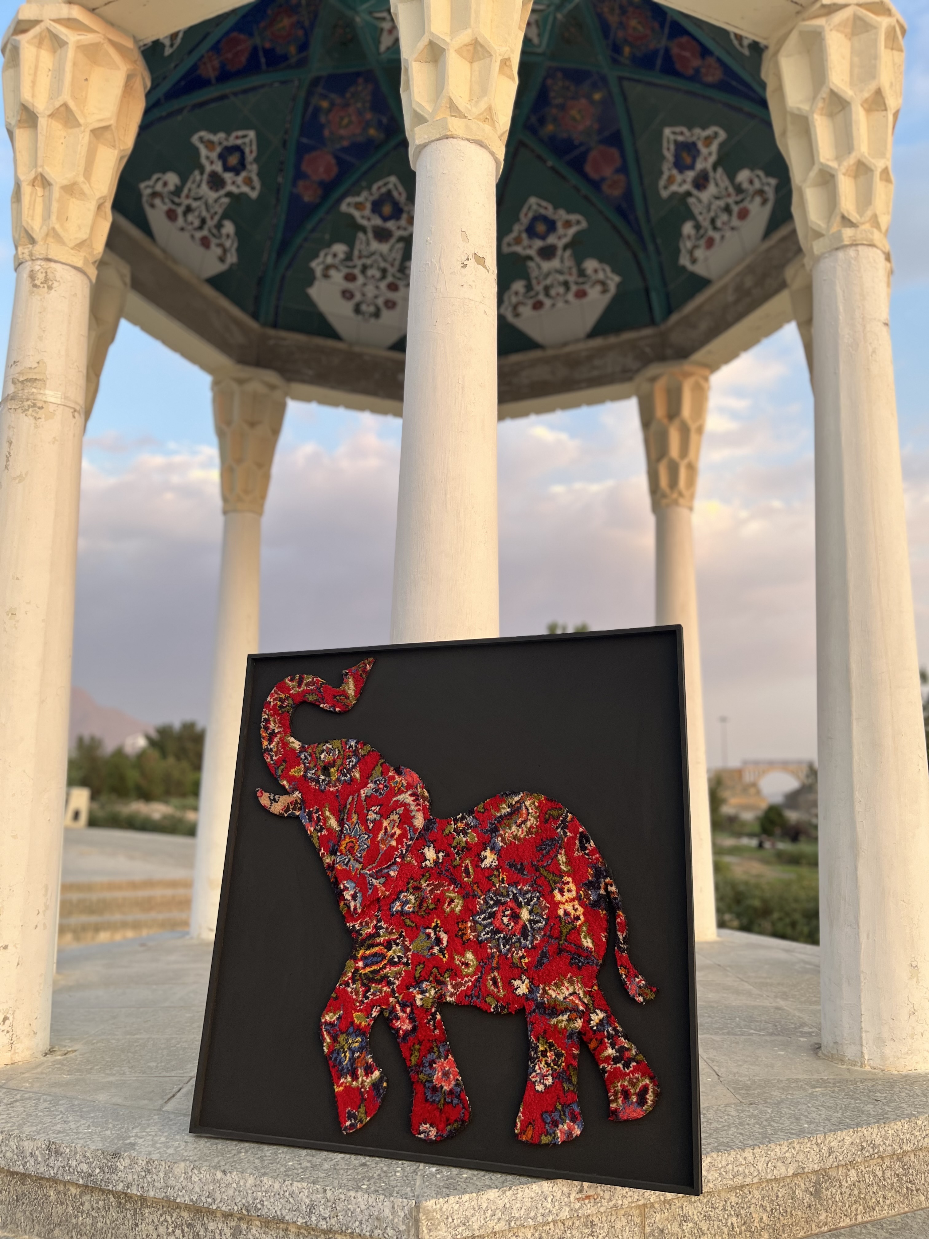تابلو فرش دستبافت فیل