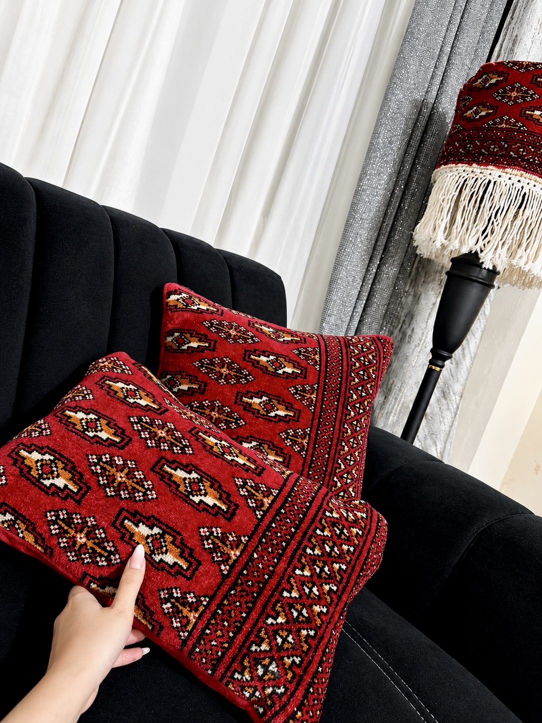 آباژور و کوسن فرش دستباف
